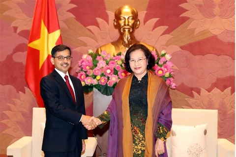 越南国会主席阮氏金银会见印度驻越大使