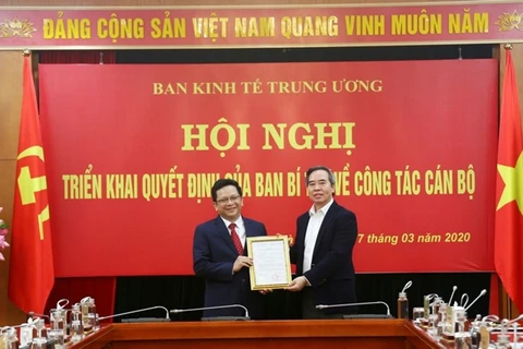 越共中央书记处任命中央经济部副部长