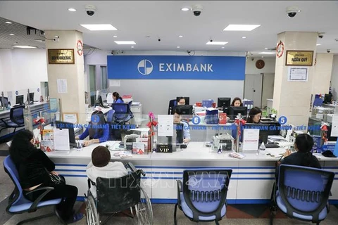 越南各家商业银行帮助企业度过困难