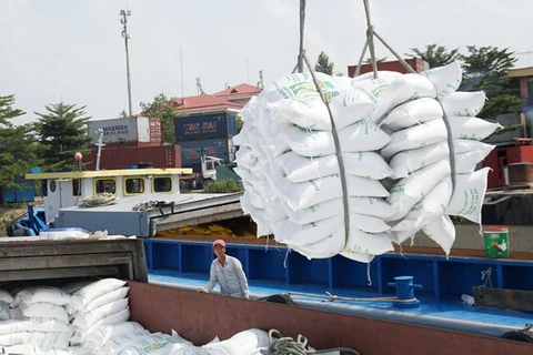 工贸部建议在严管出口量条件下继续允许出口大米