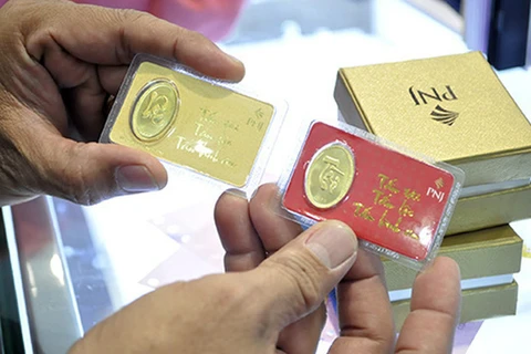  越南国内黄金价格下降10万越盾 