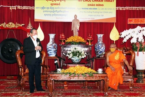 政府副总理张和平向胡志明市高棉族同胞致以新年祝福