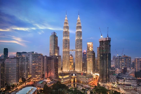 马来西亚央行将政策利率下调至十年来最低点
