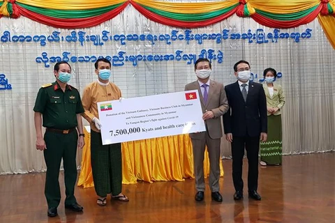 旅居缅甸越南人助力仰光省疫情防控工作 充分彰显两国人民团结协作精神