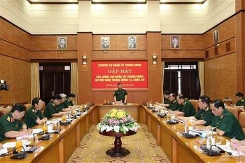 越共第十二届中央委员会第12次全体会议军队代表举行见面会