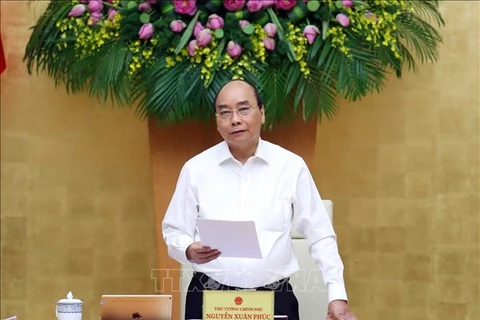 越南政府5月例行会议决议：努力实现防疫情促发展的“双重目标”
