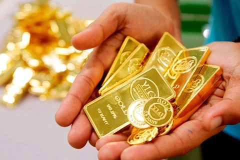 越南国内黄金价格保持在4900万越盾以上