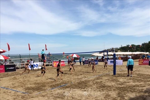 2020年越南全国沙滩排球锦标赛在清化省开幕 