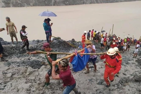 缅甸北部矿区发生山体滑坡 已造成160多人死亡