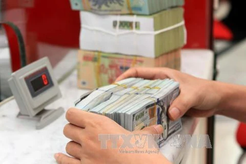 越南发行政府债券成功筹资15.6万亿越盾 