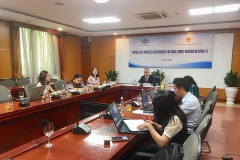 越南工贸部副部长陈国庆出席APEC贸易部长抗击新冠肺炎疫情视频会议