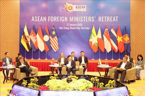 东盟外长就维护东南亚和平与稳定的重要性发表联合声明