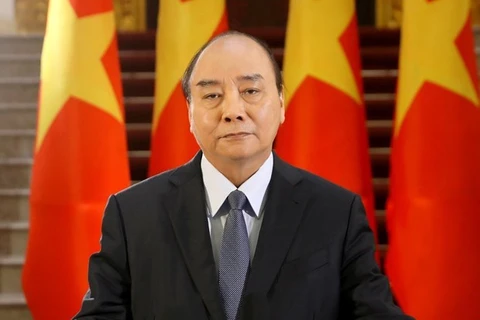 阮春福总理致电朝鲜内阁总理金德训慰问该国洪水灾害情况