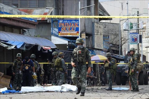 菲律宾发生两起爆炸袭击　至少15人死亡