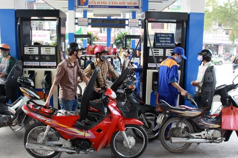 越南RON95汽油零售价有所上涨