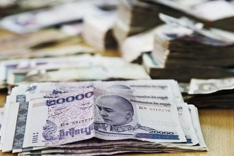 柬埔寨劳工联合会提议将最低工资上调至203.35美元