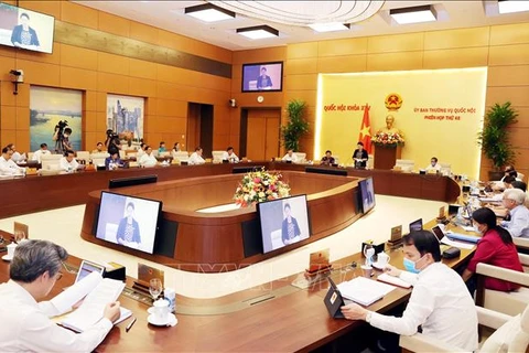 越南国会常委会第48次会议召开