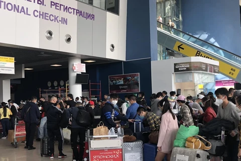 新冠肺炎疫情：将在俄罗斯的逾270名越南公民接回国