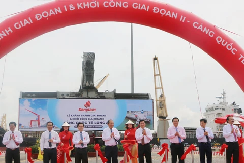 隆安国际港一期工程竣工 二期工程开始动工兴建