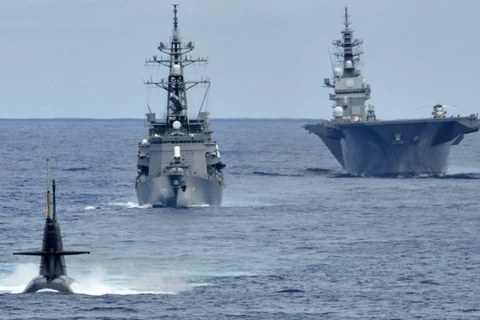日本海上自卫队三艘军舰抵达越南金兰国际港