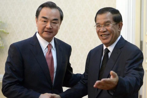 中国将向柬埔寨提供9.5亿人民币无偿援助