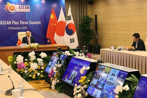 政府总理阮春福主持召开第23次东盟与中日韩领导人会议