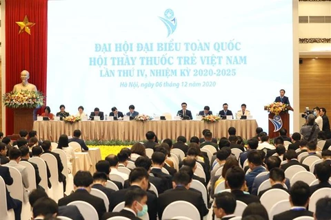 越南青年医师协会传播青春力量 奉献于社会