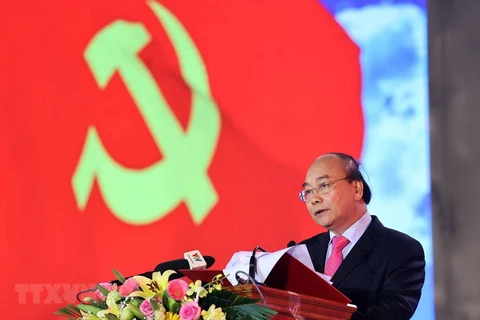 政府总理阮春福发表讲话。图自 越通社