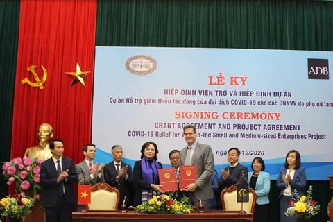 ADB向越南女性领导中小企业提供500万美元的无偿援助