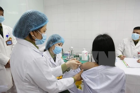 越南继续进行剂量50微克的国产新冠疫苗临床试验注射