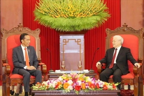 越南党和国家领导人向印尼领导人致贺信 庆祝两国建交65周年
