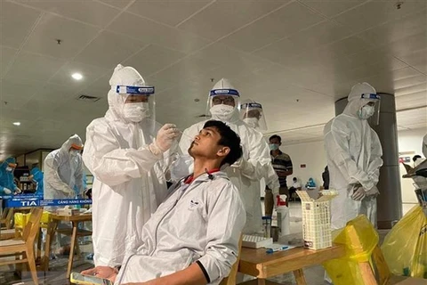 新冠肺炎疫情：新山一机场装卸理货员检出的病毒株首次在越南乃至东南亚出现