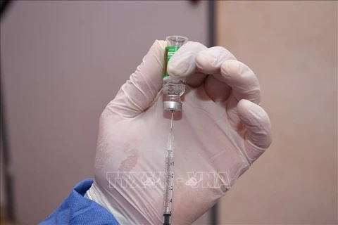 马来西亚为全体人口提供新冠病毒疫苗 菲律宾新冠肺炎确诊病例呈下降之势