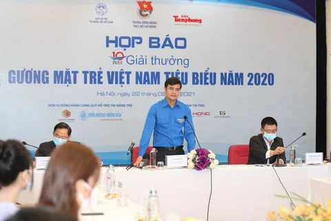 20人入选2020年越南优秀青年人才奖在线评选活动