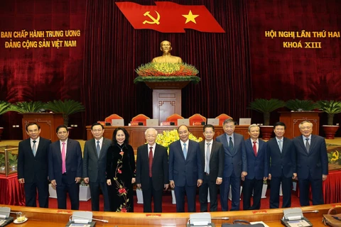 越共十三届中央委员会第二次全体会议闭幕会 