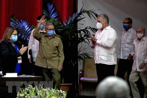 越共中央致电祝贺古巴共产党第八次全国代表大会召开