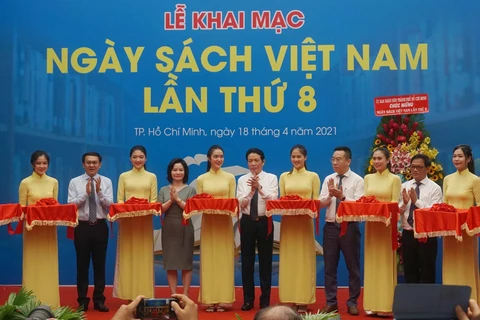 第八次越南图书日活动开幕：传播书香文化 