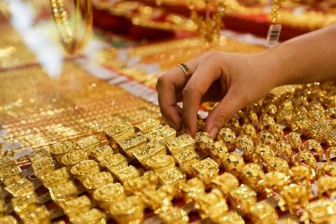 5月24日上午越南国内市场黄金价格5650万越盾一两