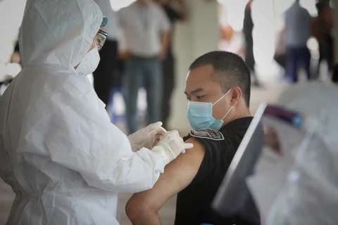 越南于今年底获得1.5亿剂新冠疫苗是可行的