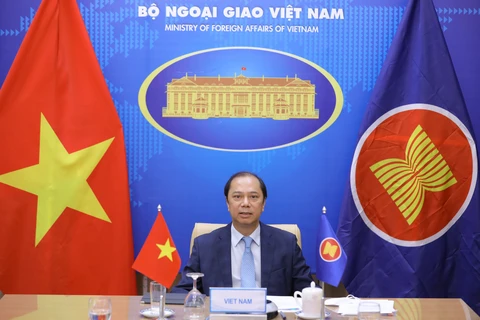 越南副外长阮国勇出席东盟与欧盟高官会视频会议