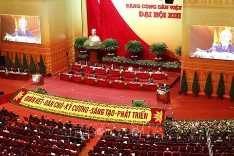法国共产党全国书记：越南取得的成绩让人印象深刻