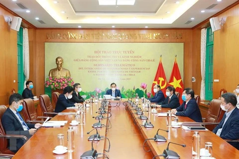 越南共产党与智利共产党举行在线研讨会