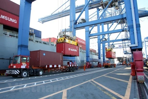 采取有效措施 努力克服吉莱港的货物拥堵问题
