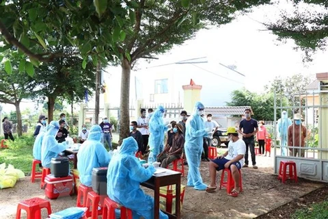 8月23日越南报告新增确诊病例超1万例 新增治愈病例近7000例
