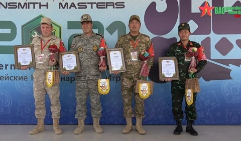 越南“军械能手”参赛队决心取得良好成绩