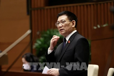 越南财政部长胡德福强调确保国家预算充足