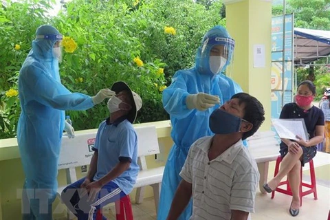 9月18日越南新增新冠肺炎确诊病例9373例 比17日下降2146例