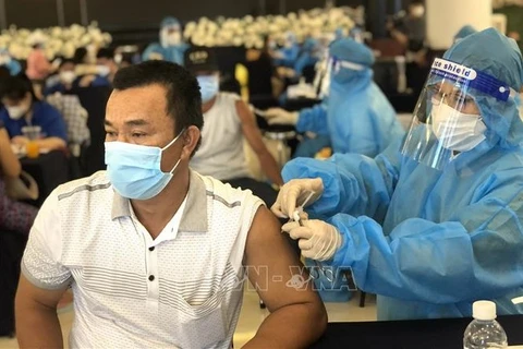越南卫生部发文要求各省市加快推进新冠疫苗接种工作