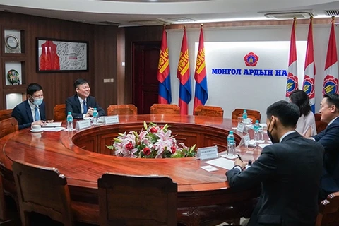蒙古人民党重视发展与越南党、国家和人民的合作关系