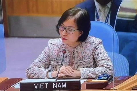 越南强调了在新形势下普及新冠疫苗的重要性